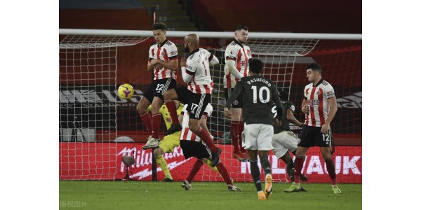 Słabe wyniki Manchesteru United nieoczekiwanie awansowały na piąte miejsce w Premier League